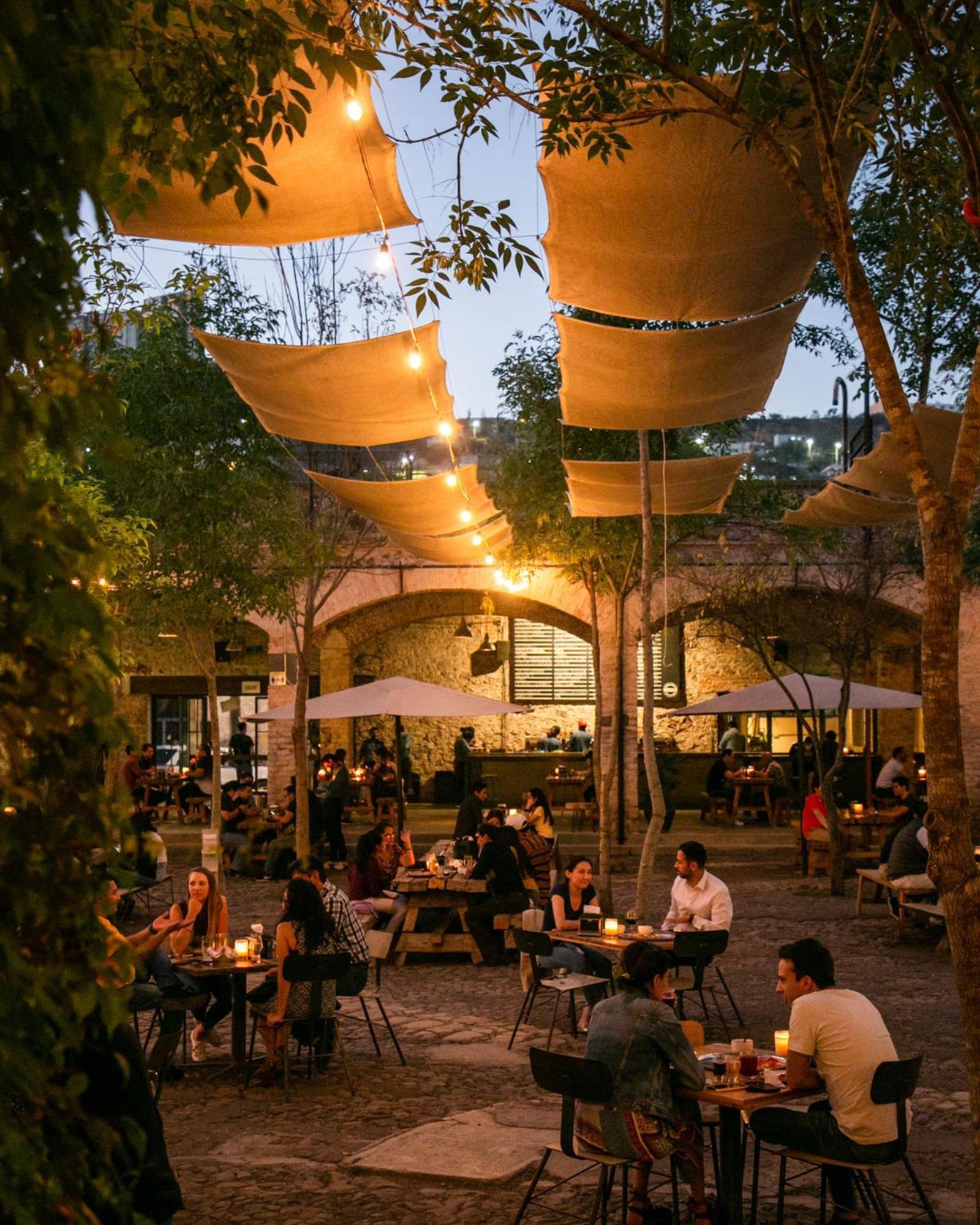 Hotel Hercules Queretaro Ngoại thất bức ảnh