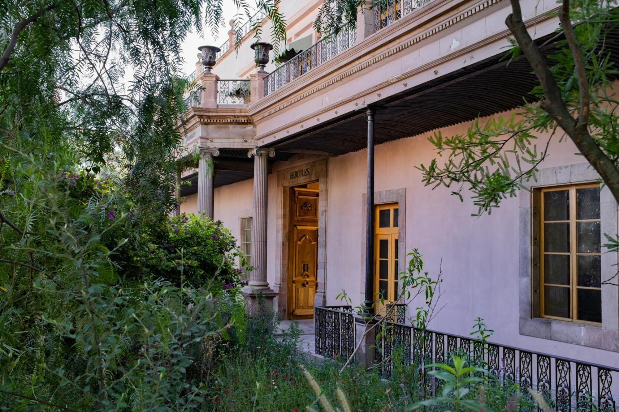 Hotel Hercules Queretaro Ngoại thất bức ảnh